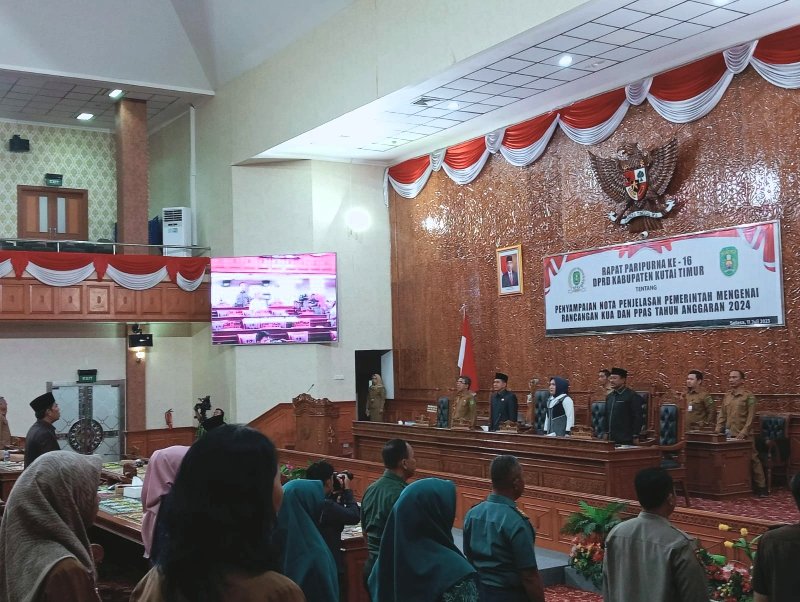 Paripurna Ke 16 DPRD Kutim Berisi Penyampaian Nota Penjelasan KUA PPAS