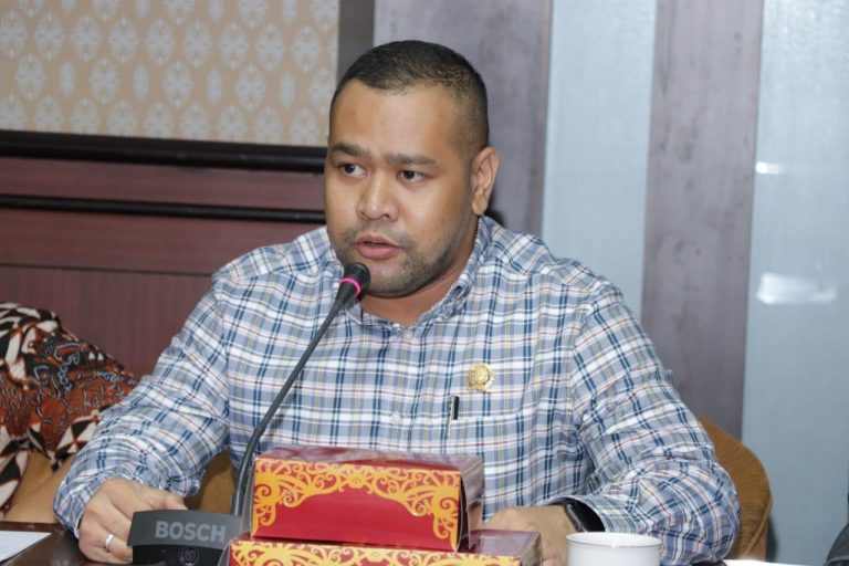 Reza Pertanyakan Keterlambatan Penyaluran Bansos Pemprov Kaltim