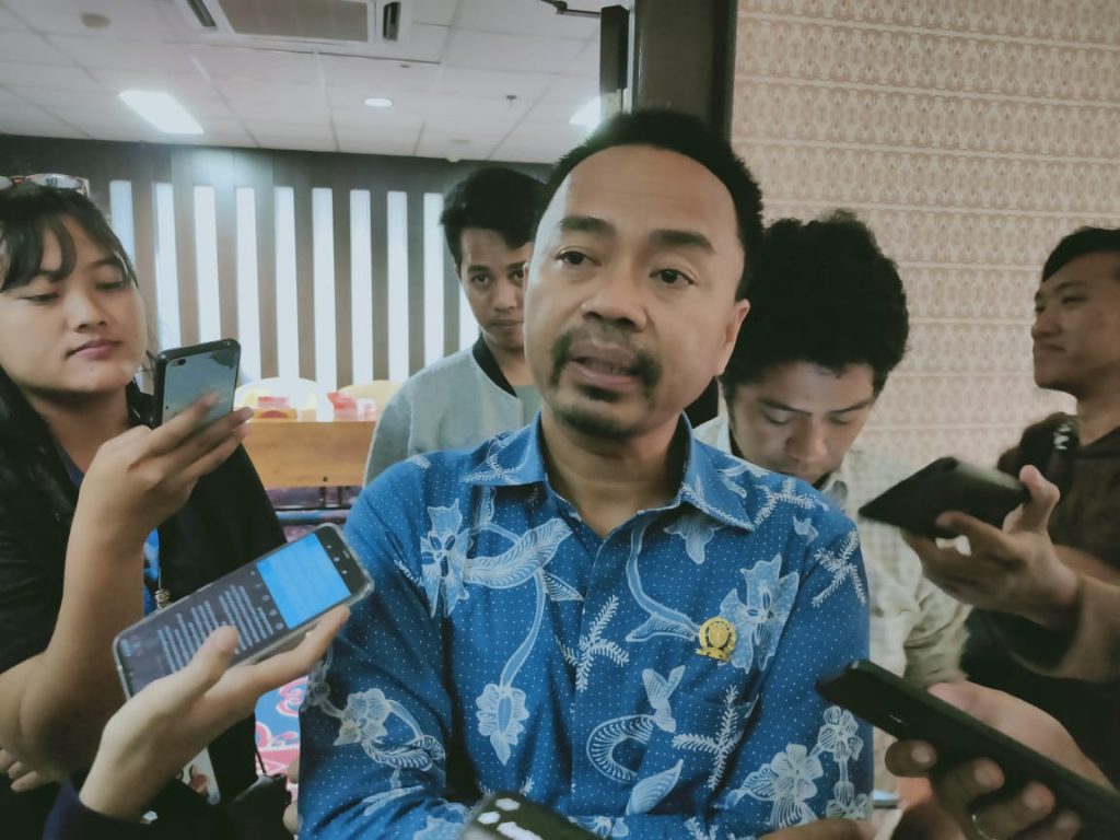 Banyak MoU Tidak Menarik Investor, Dua Perusahaan Ancam Tutup
            
            Telah dibaca : 569 Kali.