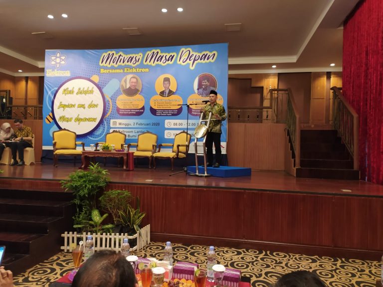 Tentukan Masa Depan, LKP Elektron Gelar Seminar Bersama Pelajar Samarinda
