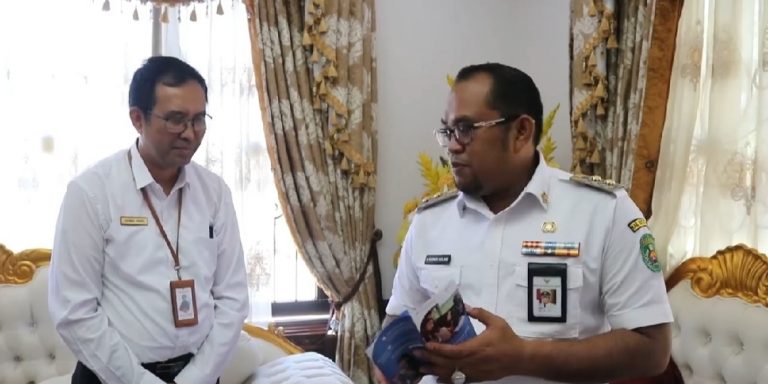 31 Maret Sensus Penduduk Berbasis Online Berakhir, Kasmidi Bulang: Warga Kutim Harus Ikut Sukseskan