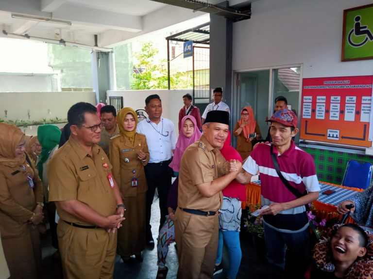 Bantuan Kepada Disabilitas, Bentuk Perhatian Pemerintah Barkati: Minta Tidak Lihat Dari Nilai Yang Diberikan