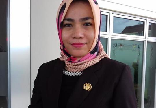 Cegah Penyebaran Covid-19, Asti Mazar: Ini Tanggung Jawab Kita Bersama
Telah dibaca : 753 Kali.