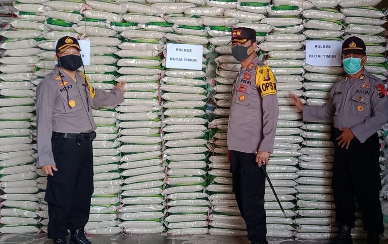 Polres Kutim Siapkan 8 Ton Beras untuk Warga Kurang Mampu