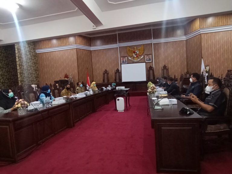 Guru Honorer di Atas 35 Tahun, Minta Diprioritaskan dalam Seleksi PPPK