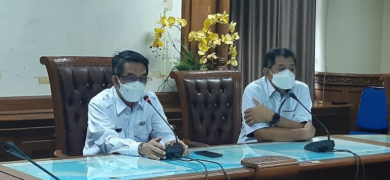 Bupati Kutim Berikan Solusi Pembuatan SIP Bagi Dokter
