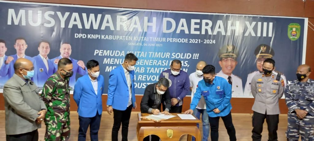 Bupati Berharap KNPI Jadi Laboratorium Kepemimpinan Pemuda Kutim
Telah dibaca : 608 Kali.