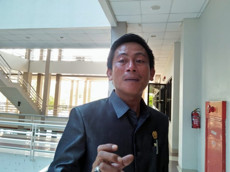 BW Dukung Penyekatan di Tugu Selamat Datang Bontang