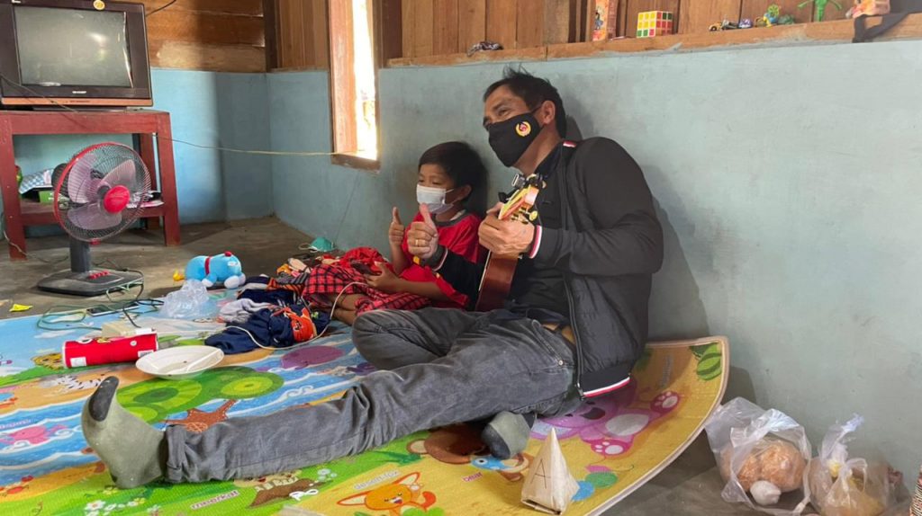 Tak Mau Diadopsi Gubernur, Vino Pilih Ikut Mbahnya