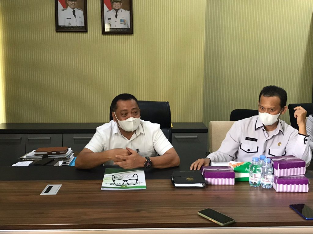 Disdik Kutim Keluarkan Rekomendasi PTM Bagi Sekolah yang Penuhi Syarat
Telah dibaca : 959 Kali.