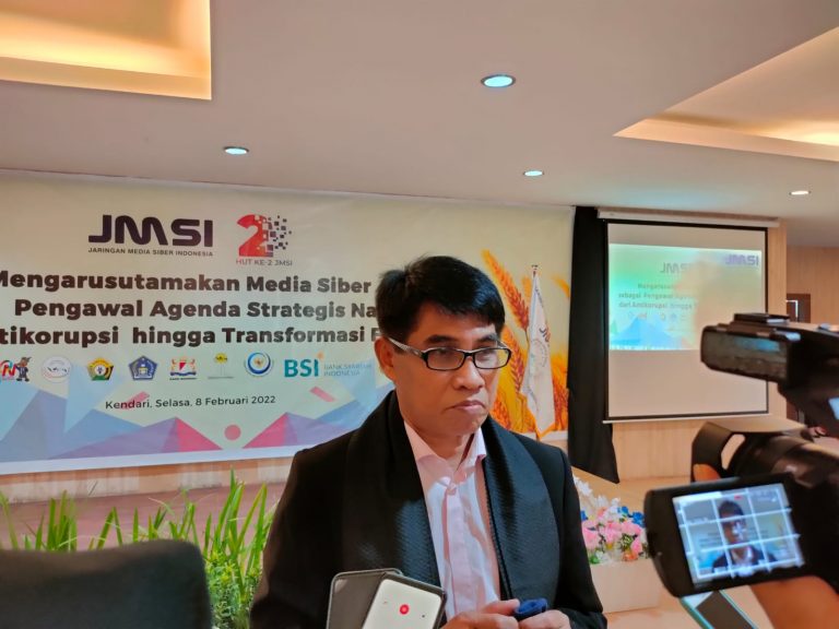 Tantangan Era Globalisasi Bukan Media Siber Melainkan Media Sosial