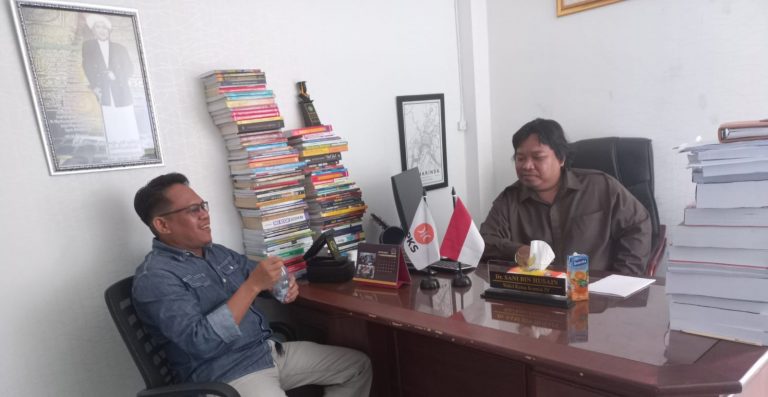 Fraksi PKS Kota Samarinda Minta Pemkot Mendengarkan Aspirasi Guru