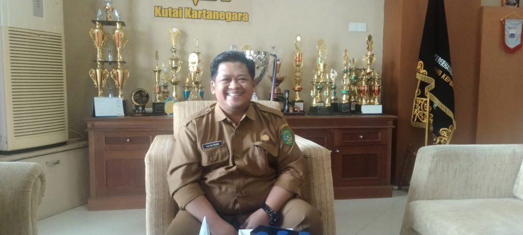 Dispora Kukar Apresiasi Prestasi Hamzah Sebagai Pemuda Pelopor Nasional Bidang Pangan
            
            Telah dibaca : 930 Kali.