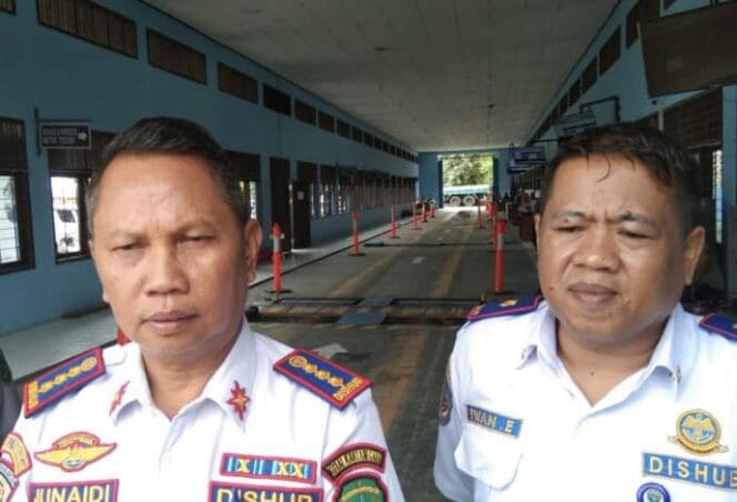 Meningkatkan PAD, Dishub Kukar Melakukan Perbaikan Tata Kelola Parkir
            
            Telah dibaca : 954 Kali.