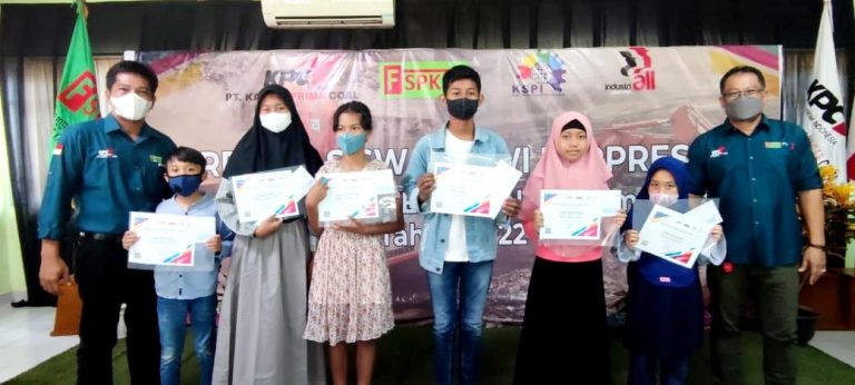 F-SPKEP Berikan Bantuan Beasiswa Kepada 100 Pelajar di Kutim
