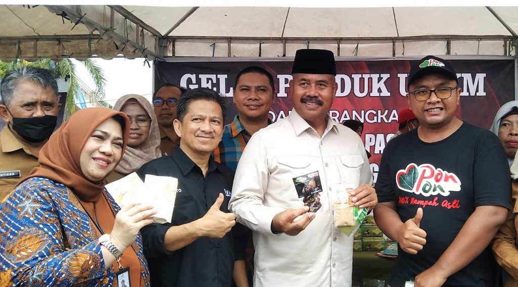 Bupati Pastikan Ketersediaan Pangan di Kukar Aman
            
            Telah dibaca : 898 Kali.