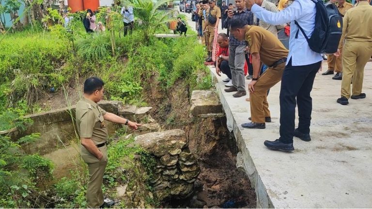 Gerak Cepat Andi Harun Tanggapi Aduan Warga
