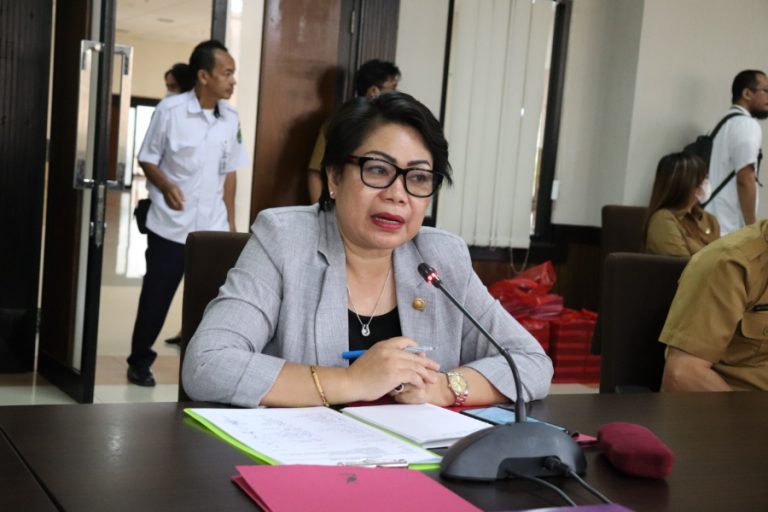 Jalan Rusak Parah di Gerunggung, Dewan Tuntut Tanggung Jawab Perusahaan