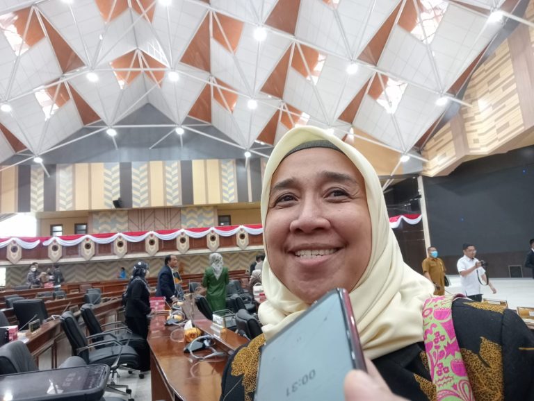 Ely Hartati Minta Bankeu Pemprov Untuk Kukar Ditambah