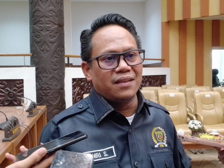 Gelar Reses, Samri Dapat Keluhan Kandang Babi di Perumahan