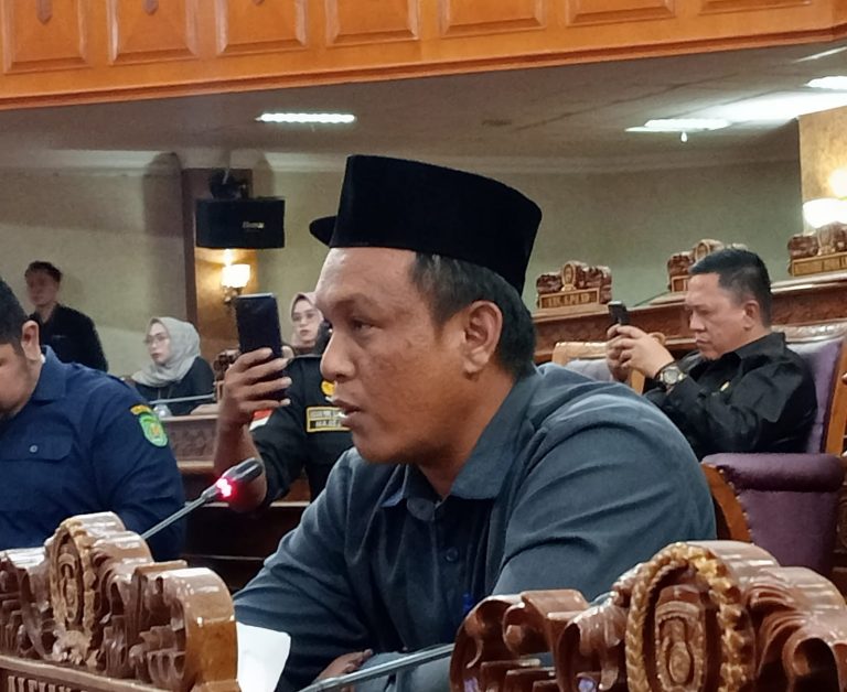 Abdi Firdaus Minta Pemkab Keruk Aliran Sungai dan Drainase di Kutim