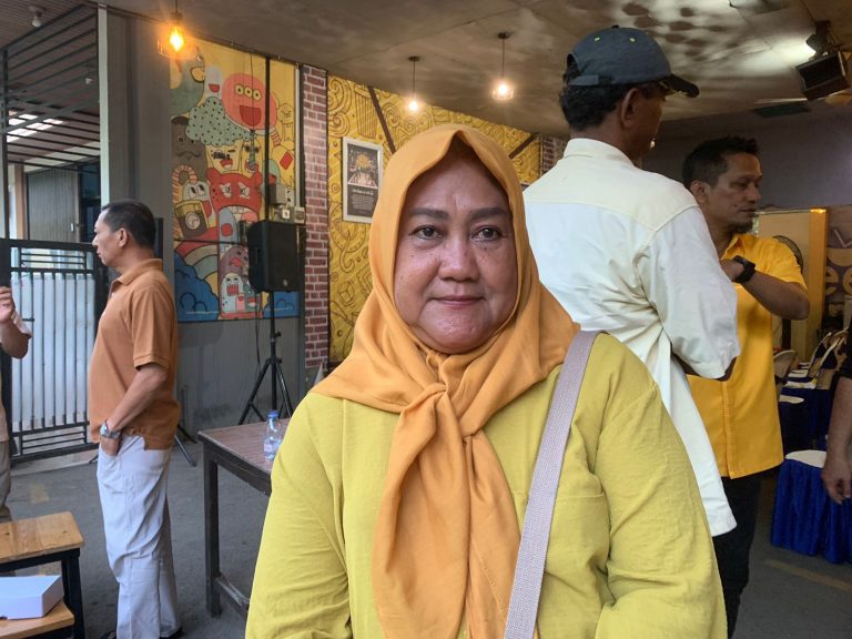 Nidya Listiyono Di Mata Farida