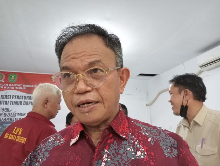 Atasi Banjir, Yusuf T Silambi Perbaiki Drainase di Sangatta Utara