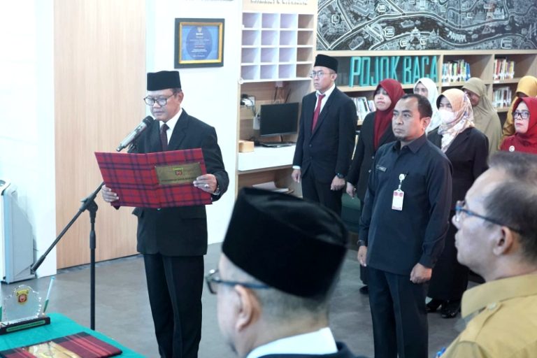 Direksi Baru Diharap Ubah BPR Samarinda Dari Merangkak Jadi Berdiri