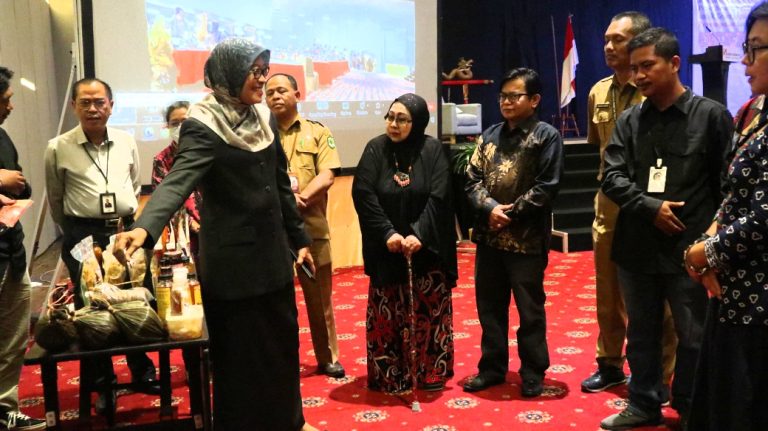 Sri Wahyuni Apresiasi Program Perhutanan Sosial Bagi Perempuan dan Generasi Muda