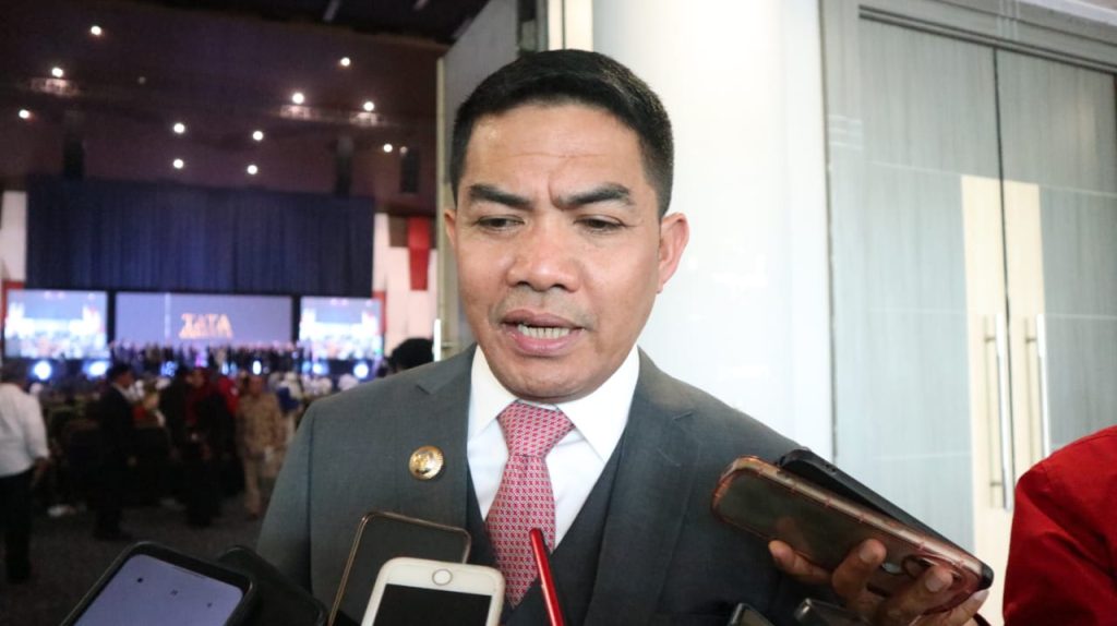 Teks: Wali Kota Samarinda Andi Harun usai serah terima jabatan Pj Gubernur Kaltim di Plenary Hall Sempaja Samarinda, Rabu (4/10/2023).