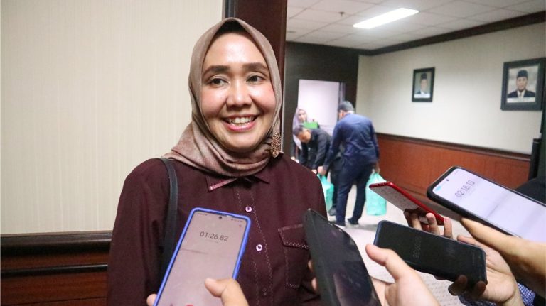 Pansus DPRD Kaltim Dorong Peran Pesantren Membangun Karakter Nasional