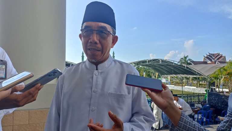 Teks: Ardiansyah Sulaiman Bupati Kutim