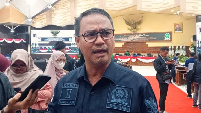 Nelayan Kutim Sulit Dapatkan BBM, Ismail Desak Buka SPBU Khusus