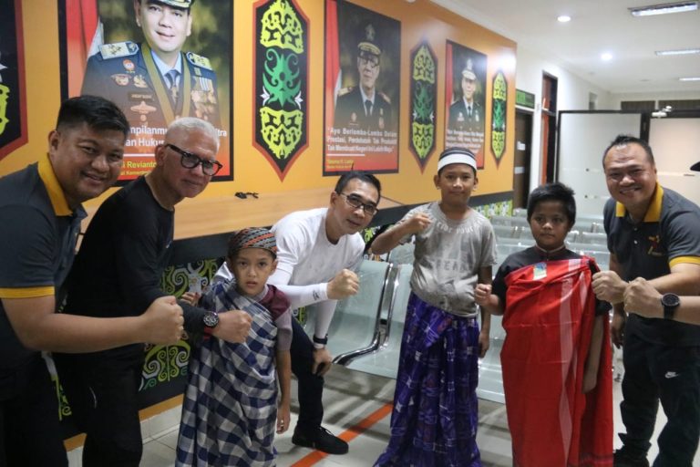 Gandeng Baznas, Kantor Imigrasi Samarinda Gelar Khitanan Massal Untuk 80 Anak