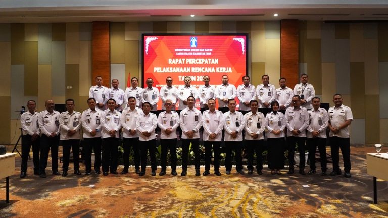 Kemenkumham Kaltim Beri Motivasi Seluruh Unit dalam Rapat Percepatan 2024