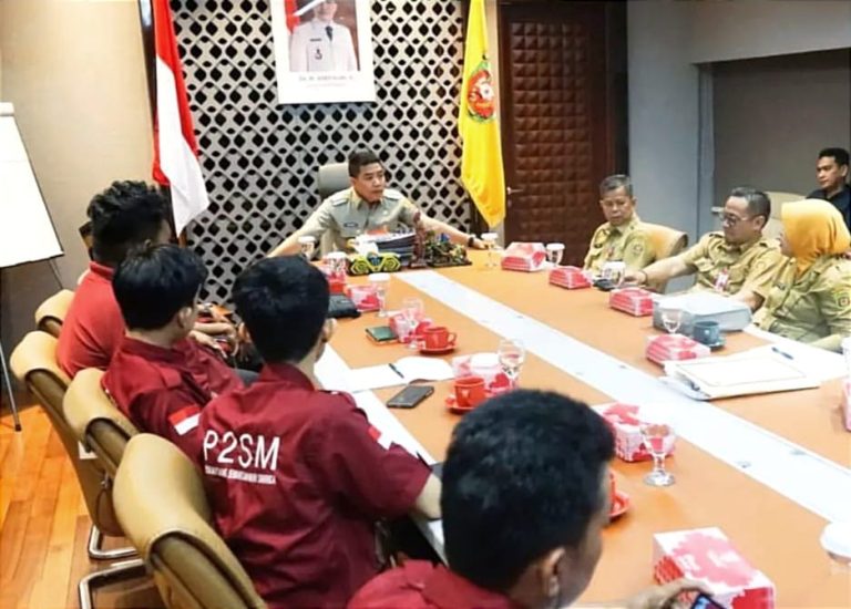 Audiensi dengan P2SM, Wali Kota Samarinda Cari Solusi Bagi Pedagang BBM Eceran