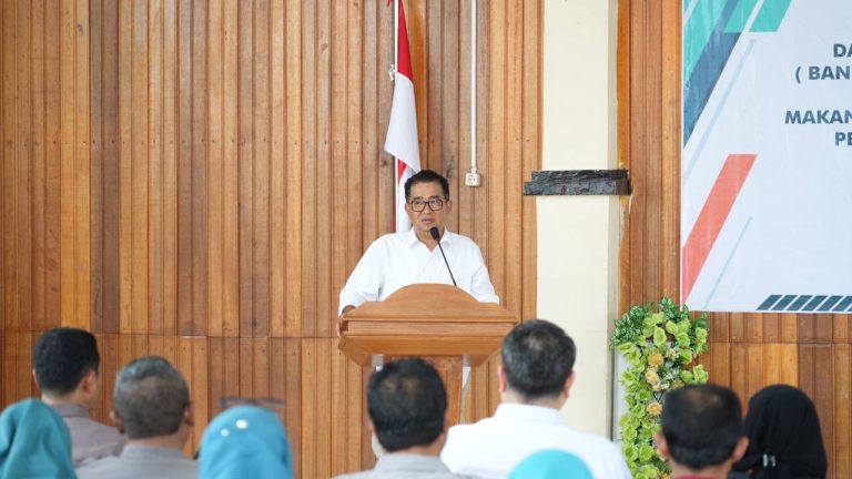 Ke Maratua, Akmal Malik Bicara Kangkung