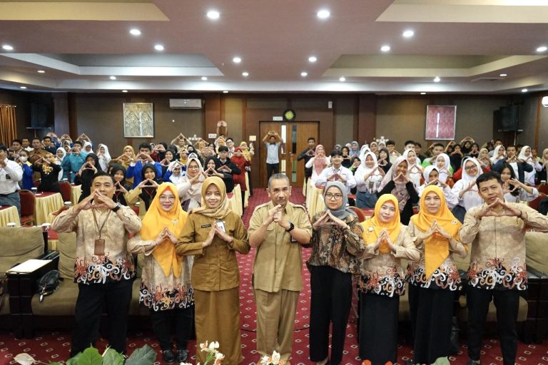 Ajak Siswa SMK Bimtek, DPK Kaltim Berharap Lahirnya Arsiparis Muda Berkualitas