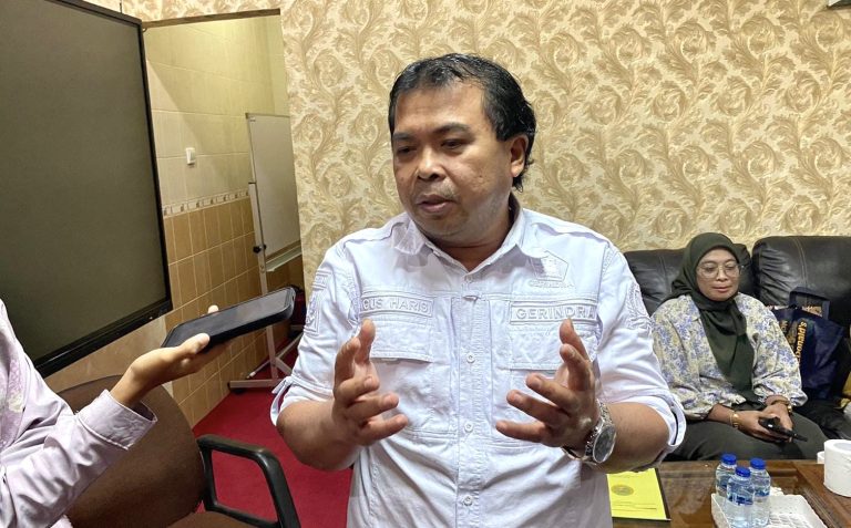 Dua Kali Rapat KIB DLH Kaltim Mangkir, Agus Haris: Hadir, Jangan Sembunyi
