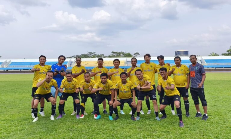 DPRD Bontang dan Kutim Jalin Silaturahmi Lewat Laga Sepakbola