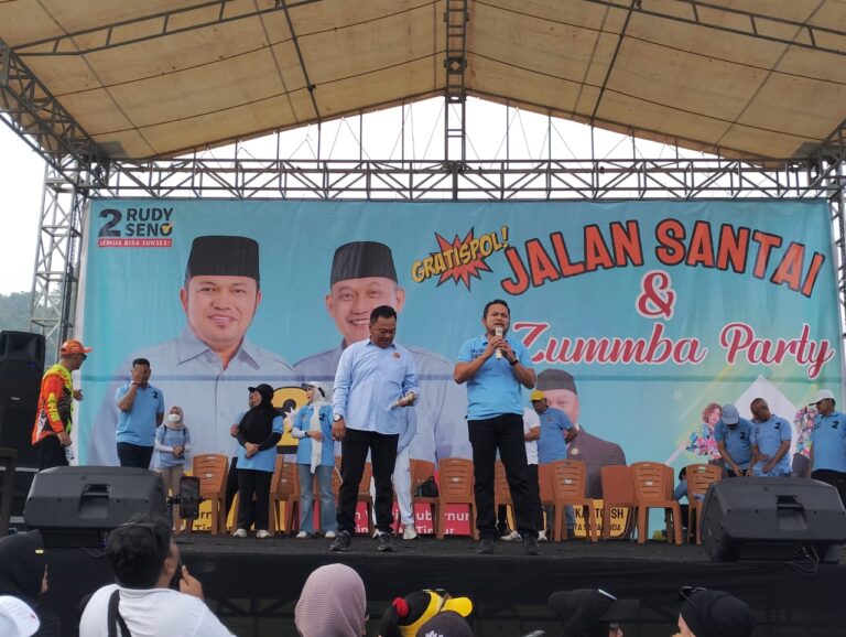 Rudy Mas’ud Jalan Sehat Bersama Warga Gerilya