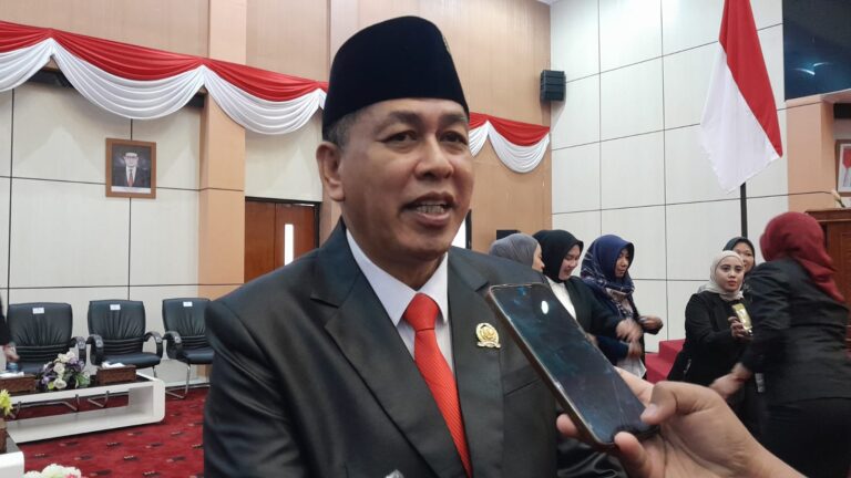 Maming Prioritaskan Penanganan Banjir Rob dan Asrama Warga Pesisir