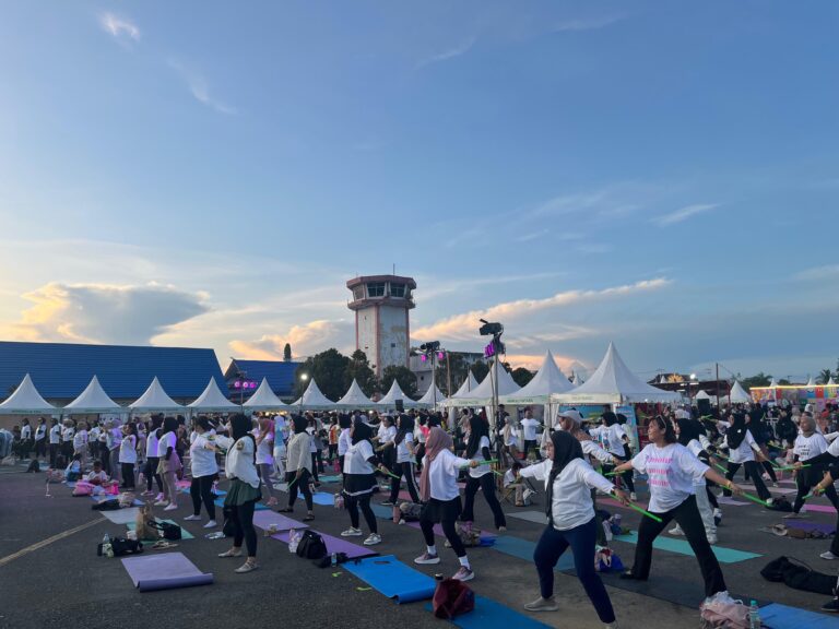 Keseruan Pound Fit di Samarinda Food Week