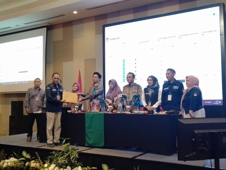 Tersisa 4 Kecamatan, Rapat Pleno Rekapitulasi Samarinda Ditargetkan Selesai Hari Ini