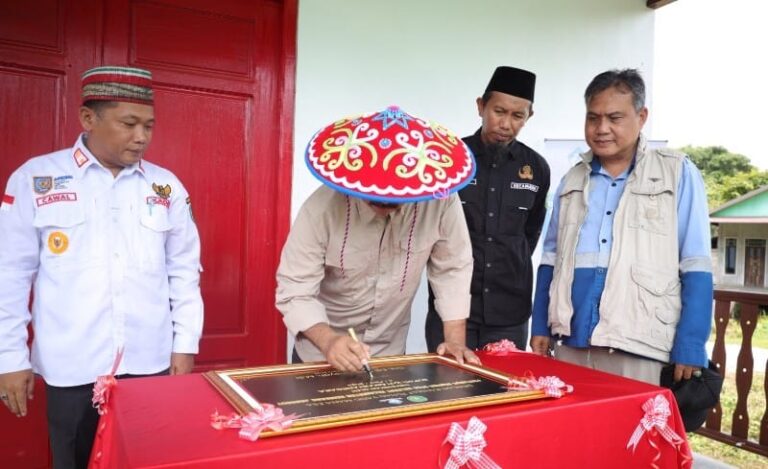 Bupati Kukar Resmikan Tiga Pustu Baru di Kembang Janggut