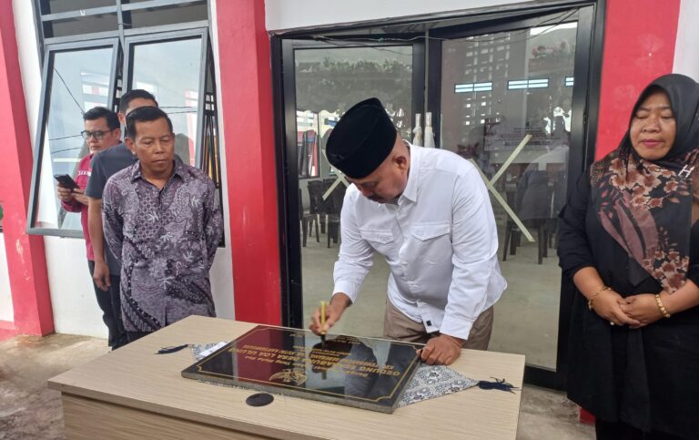 Bupati Edi Resmikan Posyandu Flamboyan II dan BPU Multifungsi di Desa Loa Ulung