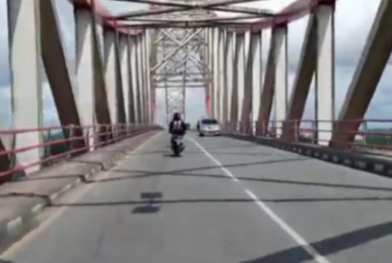 Melihat Jembatan Kukar dari Keindahan Hingga Manfaatnya