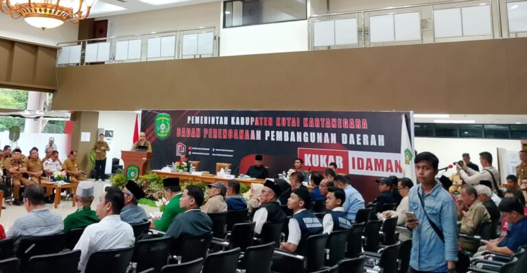 Plt Kepala Bappeda Kukar Beber Seabrek Prestasi Bupati Edi dan Rendi Solihin