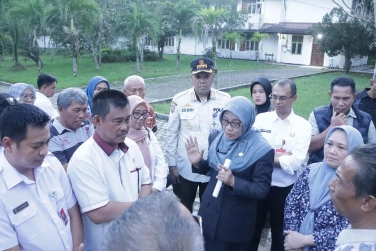 Tindak Lanjuti Hasil RDP Komisi IV DPRD Kaltim, Sekda Sri Lakukan Kunjungan ke Kampus Melati