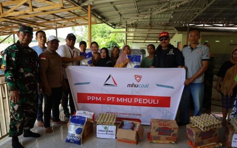Bupati Kukar Salurkan Bantuan untuk Korban Banjir di Loa Kulu